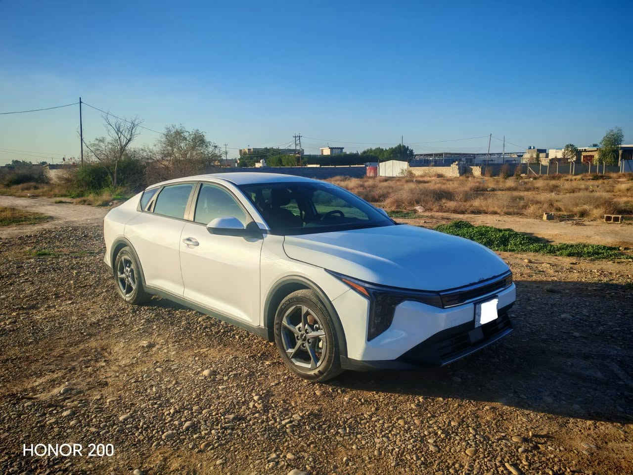 السلام عليكم k4 موديل 2025 وارد أمريكي حادث مرفق مع المنشور التواصل على الرقم ***********
