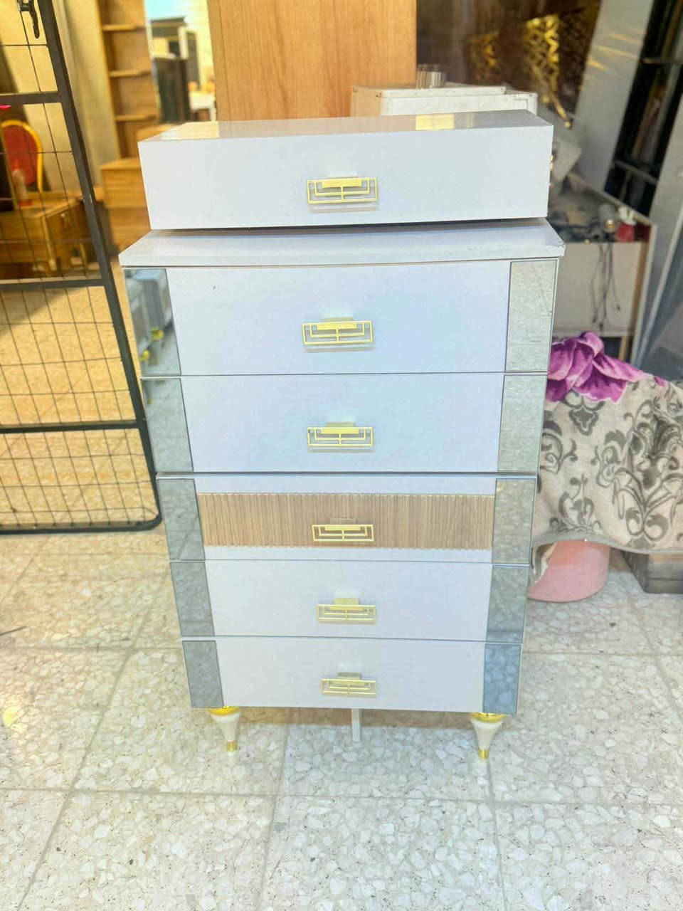 للبيع


**إذا كنت صاحب هذا الإعلان وتريد حذفه لأي سبب، رجاءا أرسل رسالة إلى الدعم الفني**