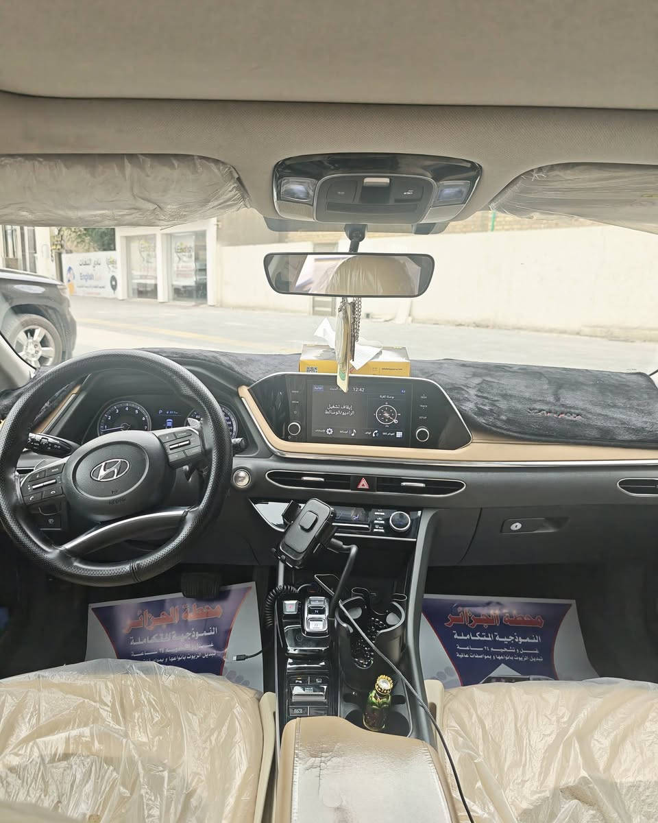 سوناتا 2023 خليجي رقم اربيل
كفالة ماشية 59 الف 
محرك 2500 mpi دوش 
فول مواصفات 
بصمه تشغيل عن بعد 
فتحة بنوراما 
دواخل عسلي 
بردات خلفية بلادي 
ويل حجم 18
رادار تنبيه
السعر 218 ورقة وبيها مجال
العنوان بصرة 
***********
