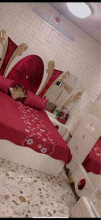 غرف نوم ملكي • بيه مجال قليل