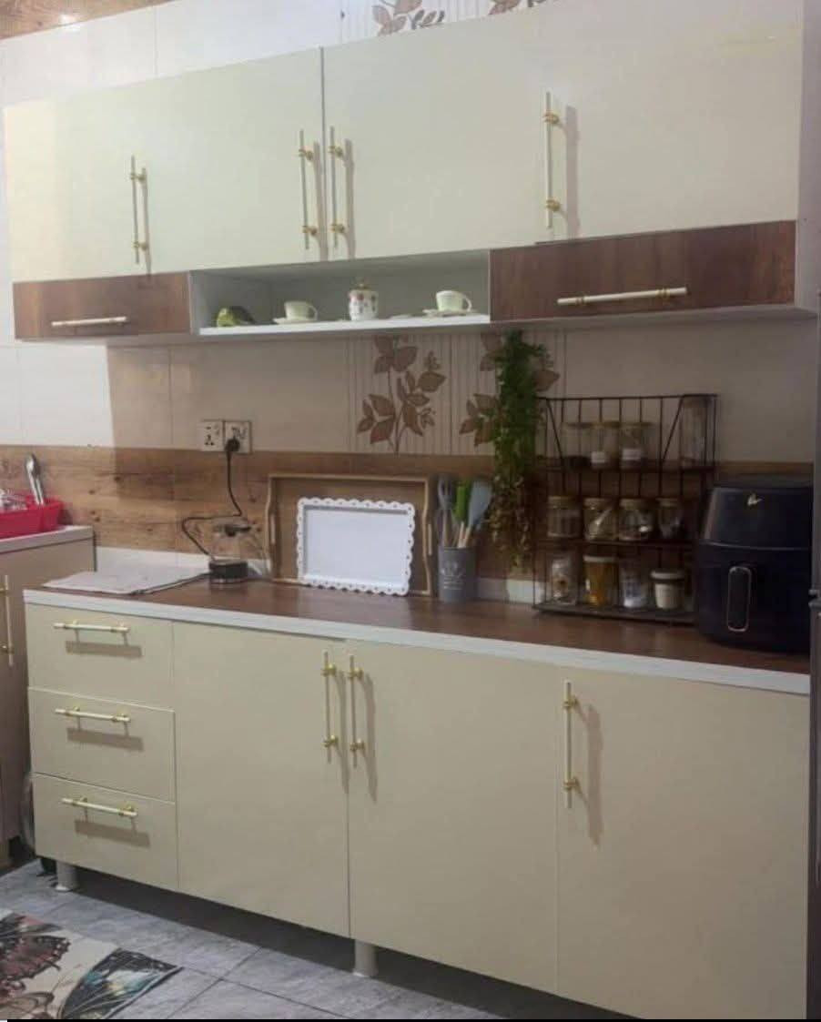 كاونتر خشب تركي mdf تفصال 👉✨️
قياس مترين سنك متر و٢٠ 
#السعر 300


**إذا كنت صاحب هذا الإعلان وتريد حذفه لأي سبب، رجاءا أرسل رسالة إلى الدعم الفني**