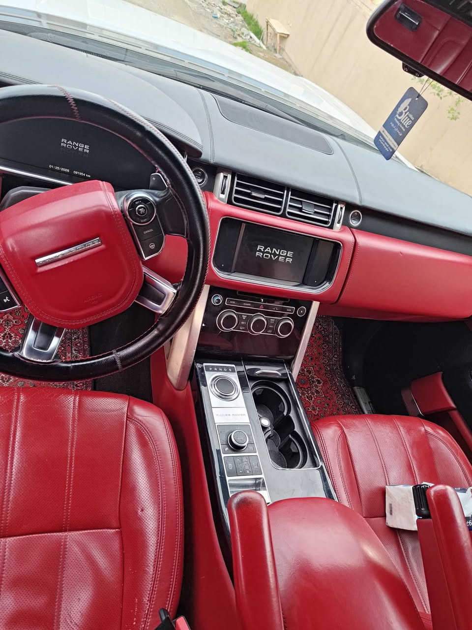 رانج روفر 2013 فوگ
خليجي وكالة سردار
فول اوتوبايوگرافيك 
يعني فول الفول
محرك 8 سوبرجارج
ماشية 82 الف كيلو 
كلين ولا قطعة صبغ ولا تبديل 
داخل احمر - دوسات كهربائية - كشنات تدفئة و تبريد - كشنات مساج 
سقف باموراما 
السعر 310 ورقة 
المكان كركوك 
***********
