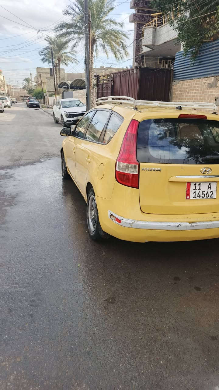 السلام عليكم للبيع النترا ٢٠١١ مقدس رقم بغداد بسمي  مكينه ٢٠٠٠ دوش جديد قبل شهر شديته كيره جديد صار ٤اشهر من شادينه السياره حادثه نص قبق الصندوك بجم كبس لغود شواصي مكفوله كهرائيات كله مكفوله تبريد شغال السعر ٨٠ ورقه وبيه مجال بصيط للستفسار*********** بغداد  الطالبيه
