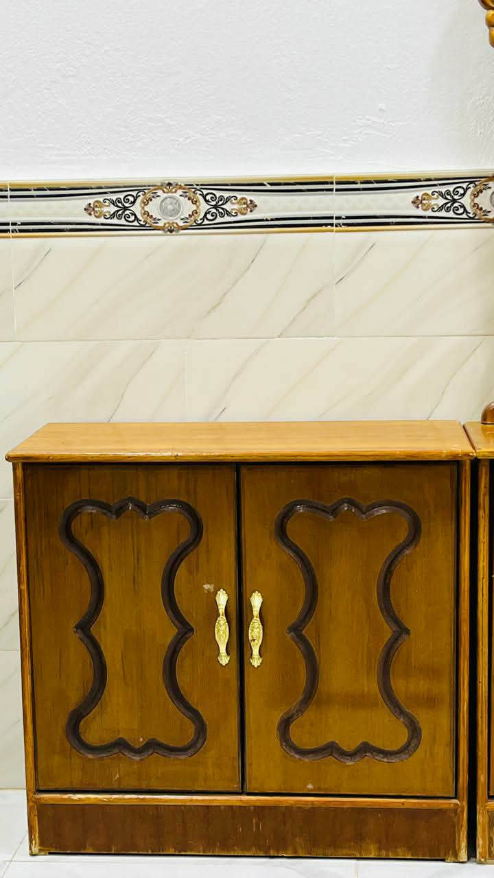 #للبيع
غرفة خشاب للبيع مستخدمه شي قليل شغلها عراقي درجه أولئ نضيفه وماوصلت شي ولاحاط سعر عليها
#ولحد_يگول_اليش_تبيعها_اريد_ابيعها...


**إذا كنت صاحب هذا الإعلان وتريد حذفه لأي سبب، رجاءا أرسل رسالة إلى الدعم الفني**