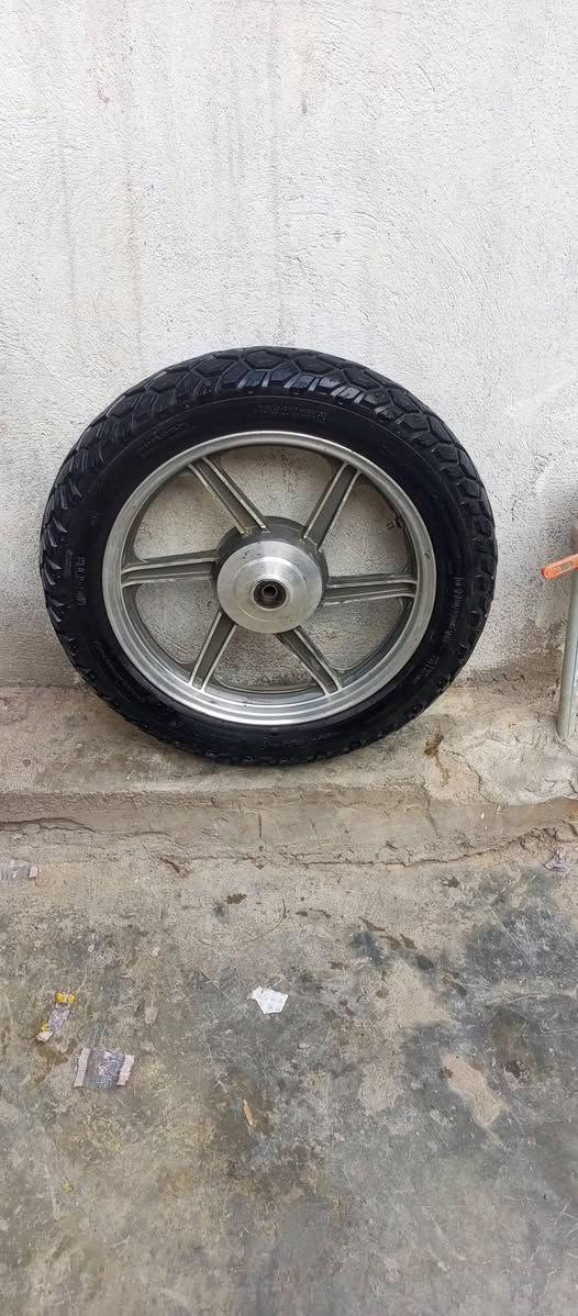 تاير ستوته كدام هوه وال ويل السعر 35 ال يريد يتصل عله هذا الرقم ***********
