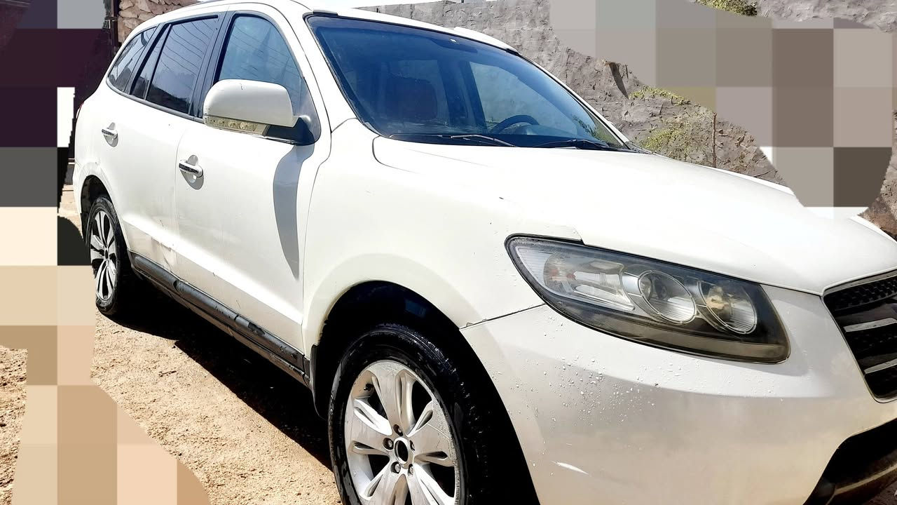 سنتافي 2010 ادوات للبيع او مراوس گصة جنطه بانزين بانزين فول عدا البصمه مكينه 6 سرندر فور ويل اشاره بالمري 7 راكب مري شفط كشن كهرباء جلد  مكينه وگير وحداديه على الشرط متومه وكامله السعر 55 بي مجال للتواصل ***********
