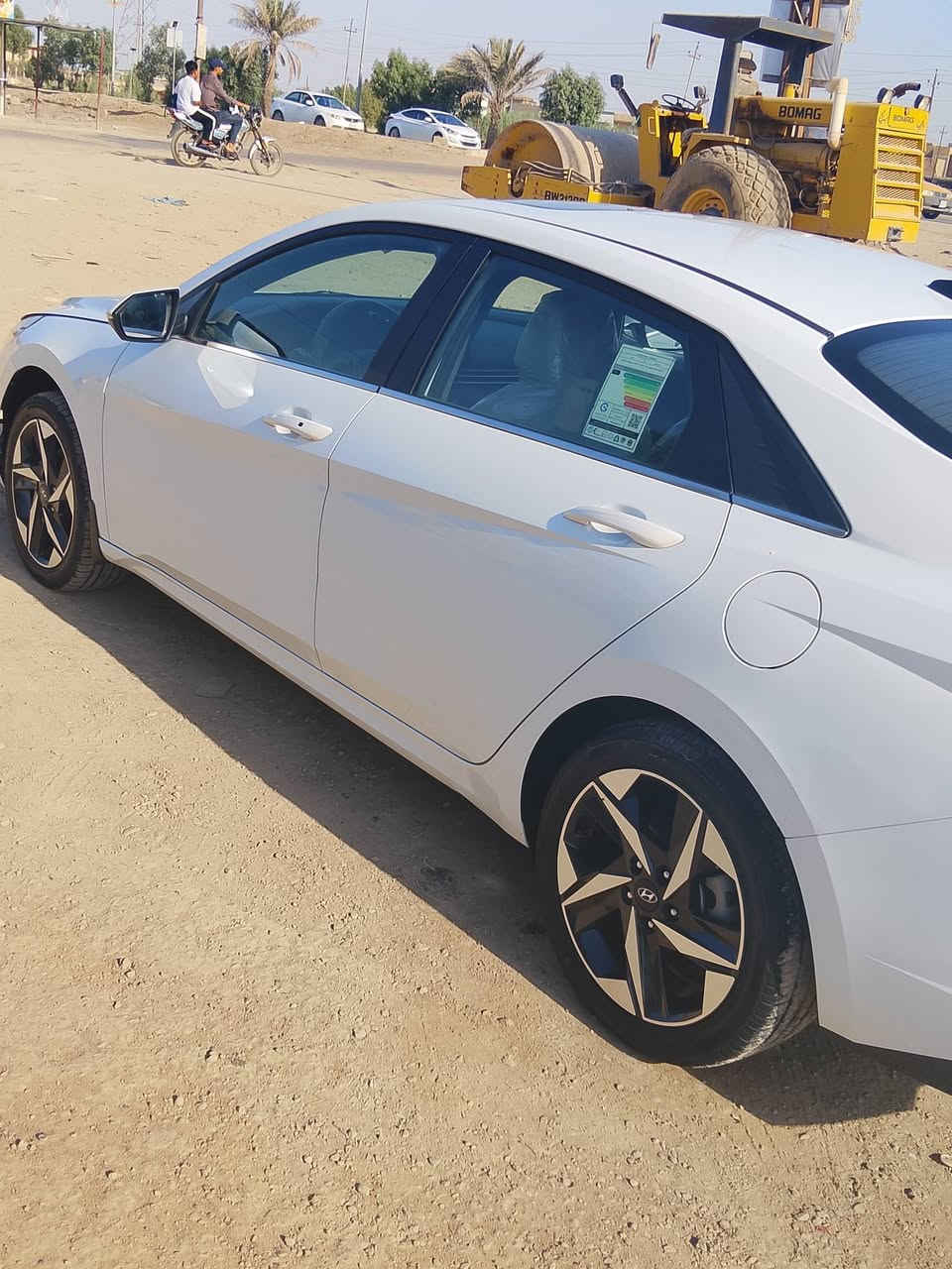 النترا 23 خليجيه مكينه 2000
كير ايتي رقم واسط بسمي بيها شكم بارد سونار موجود ناشره ويه الصور سعرها 173 بيها مجال بسييط رقمي *********** مكاني الكوت
