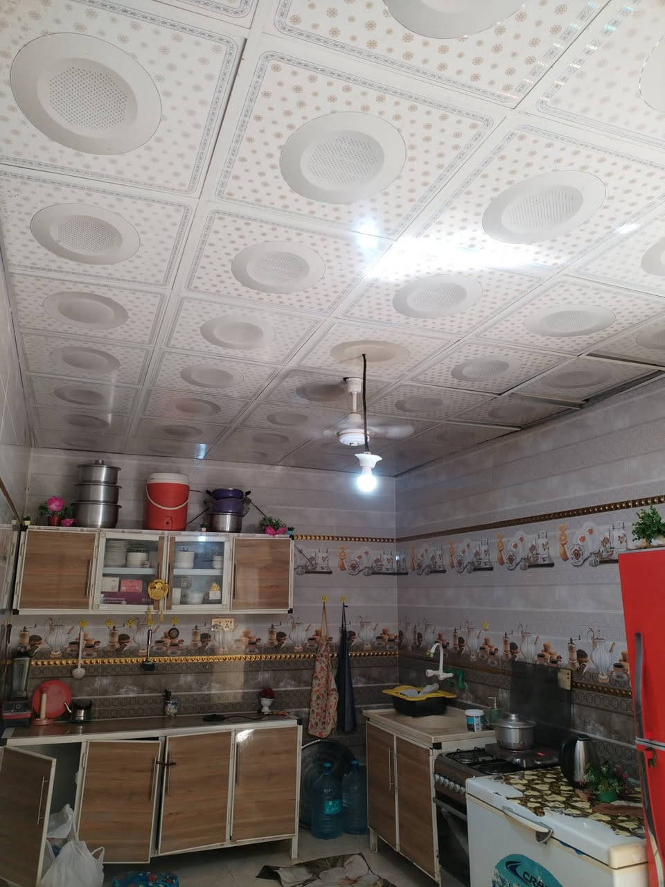 بيت للبيع المساحه 100 متر العنوان ناصريه قرب كراج بغداد مقابل البيطره دور الزراعه يماي الحلو السعر 42 وفي مجال ابوي وصل من البلديه خدمات موجوده ماي وكهرباء ومجاري دفن ومدرسه قريبه وشراي يتدلل ***********
