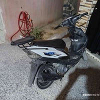 دراجه مفتوحة بس كامله نكره سلف ب500 للتواصل 07802675763