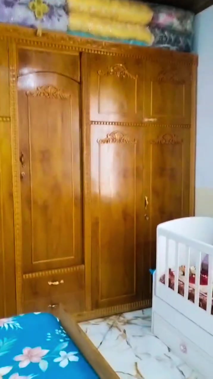 سلام عليكم غرفه نوم صاج عراقي كامله للبيع السعر مليون وبي مجال بسيط المكان سهل نينوئ ،،(***********،)
