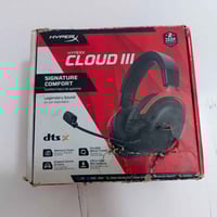 سماعة هايبر اكس كلاود ثري مستخدمة  نظيفة وكارتونتها وملحقاتها وياهة  ا...