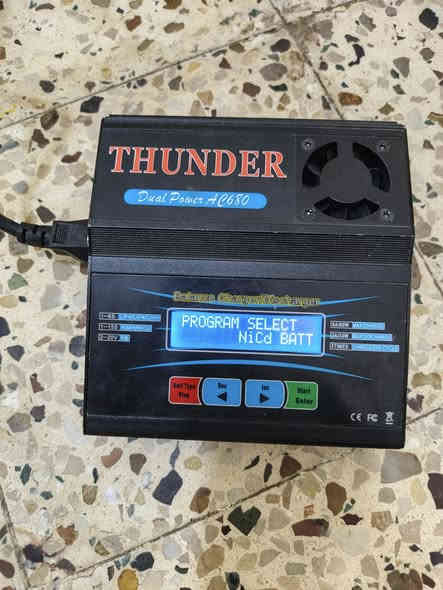 السلام عليكم عندي أغراض للبيع ومثل ماشفون بل صور وهذا رقمي ***********/***********
