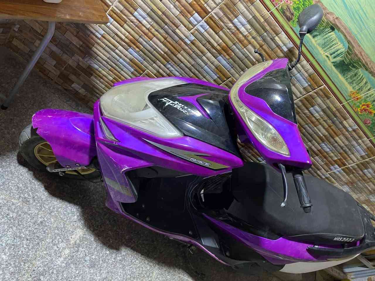 دراجه للبيع السعر 375 ناصريه مركز التفاصيل موضحه بل تصوير شغاله نكره زوج تاير جديد نقصهى بس كفر الجوه الكشن *********** اتصال فقط
