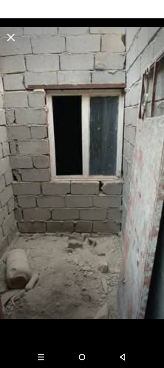 سلام عليكم عندي هيكل للبيع مساحه 100 متر عنوان حي بساتين حي سلام قرب جامع يمام لمهدي 
لستفسار على هاذ رقم 0774 296 1750 الفارس, صلاح الدين
