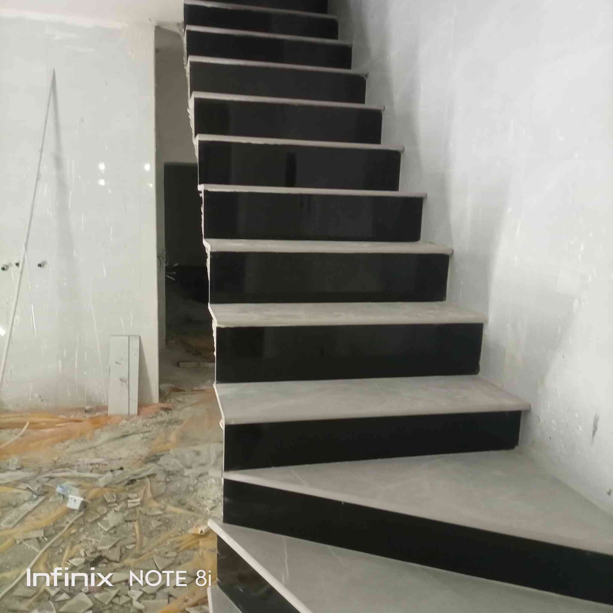 كادر مصري سيراميك ارضيات وجدران وبايات ومرمر وكاشي وألواح تسليم مهندسين دراجة أوله سرعة ودقة ***********
