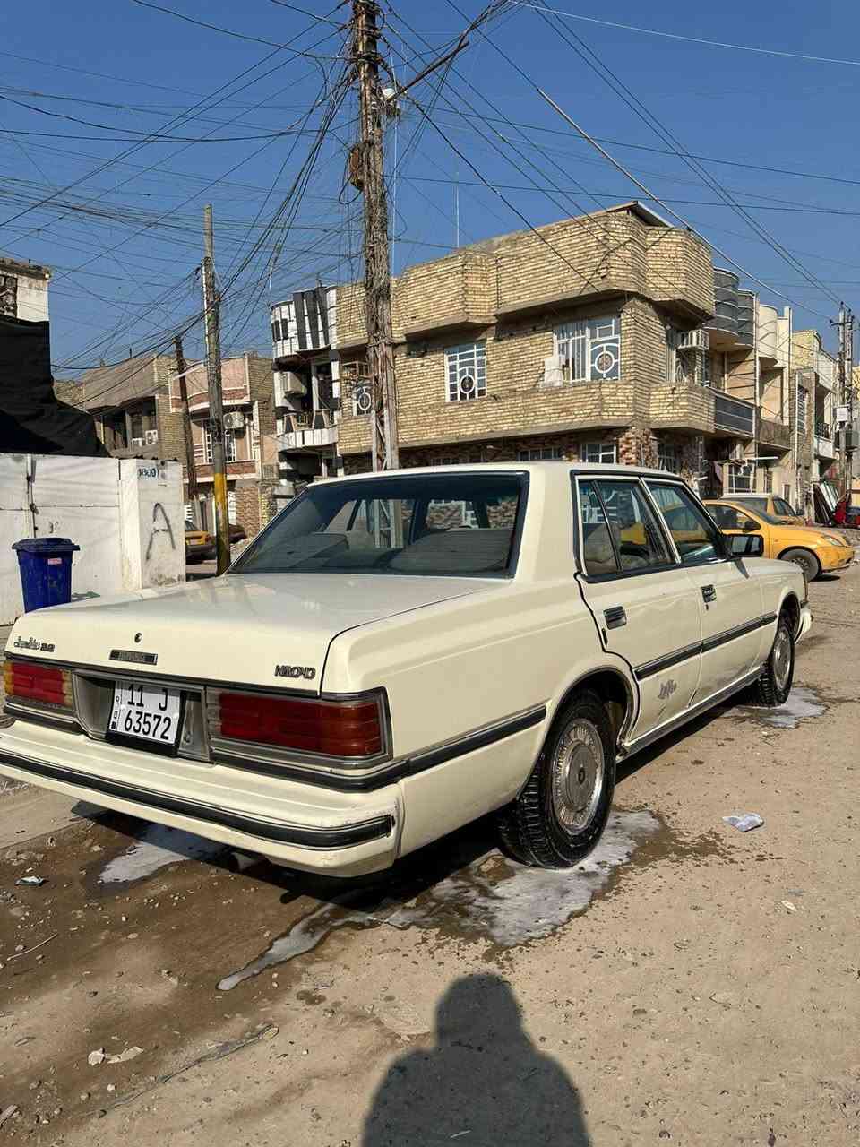 السلام عليكم للبيع سوبرموديل ٨٢ عله وضع الشركه ابلاديه كير اتوماتيك 
رقم انكليزي بسمي 
مكان السياره بغداد 
السعر ٦٠ ورقه 
الاتصال ***********
