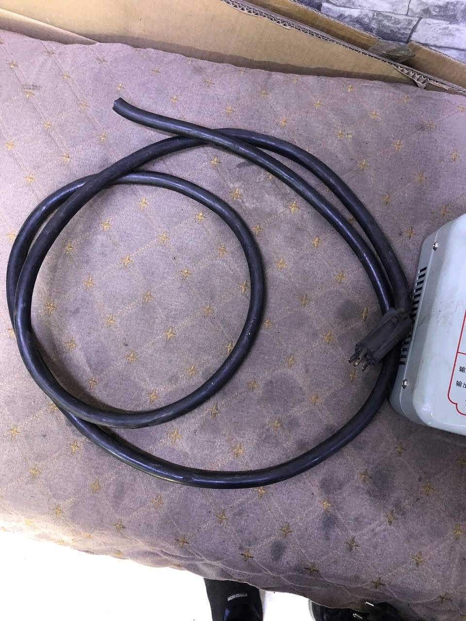 سلام عليكم محوله مكينه تصفير من 220 الى 110 شغاله وجديده مكاني نجف البيع رقمي ***********
