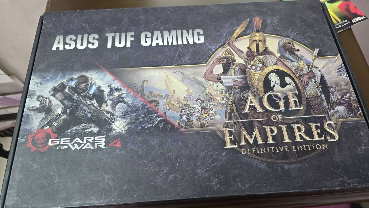 لابتوب asus  استخدام قليل  كامل الملحقات من كارتونته وشاحنته جديده وبحالة ممتازه
Model -ASUS TUF Gaming FX504 

مواصفاته الاساسية 

المعالج (CPU)
Intel Core i5  الجيل الثامن (8th Gen) — 
كارت الشاشة (GPU)
NVIDIA GeForce GTX 1050 TI   
الشاشة
15.6 بوصة، Full HD 1080p، وقت استجابة 8ms أو 3ms
الرام
8GB DDR4 قابلة للتوسيع لـ 32GB
التخزين
   1TB HDD  
الصوت
DTS Headphone:X — Virtual 7.1 Channel Surround
Wi-Fi
802.11ac — أسرع واي فاي جيجابت
الكيبورد
Red backlit، مقاومة لـ 20 مليون ضغطة
التبريد
Anti-Dust Cooling — نظام تبريد مصمم للاستخدام الطويل
المنافذ
HDMI، USB 3.0، USB-C، جاك سماعة
الوزن
~2.3 كيلو

سعر اللابتوب 250 ألف 

***********
