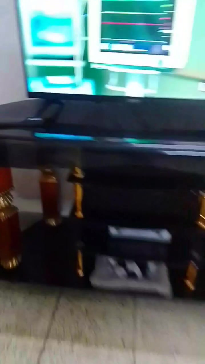 بيع مستعجل ميز بلول مال شاشه
فقط
 ب٢٥
شاشه حجم ٣٢
بيها انترنت ويوتيوب اسمارت 
بسعر ١٠٠الف


**إذا كنت صاحب هذا الإعلان وتريد حذفه لأي سبب، رجاءا أرسل رسالة إلى الدعم الفني**