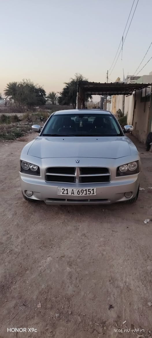 يالله سلام عليكم جارجر للببع موديل 8 رقم سليمانيه سنويه صاقطه بسمي سياره تريد وكاله تريد تحويل مكان سياره الديوانيه  موضحلك كاشي بل فيدو سياره بدون قطره صبغ بيه بارد فقط كفاله من الحادث  سونار موجود كير ومحرك حداديه جاهزه تبريد بي ضعف بل كمبريسر  السعر 117 وبي مجال قليل الشراي يتصل 📞 *********** وتساب 📞***********  فيدو وصور كدامك

