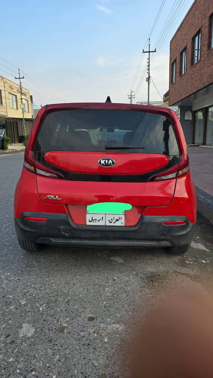 كيا سول 2020 رقم اربيل 
محرك 2000 دوش
بي تبخير بسيط
تحويل بشرط
صبغ من جهة السايق موضح بالصور و مبين
الجاملغ الأمامي و الخلفي ويه شويه بالبابين
بدون دواخل
طخات مبينة بالصورة على وضعها 
مواصفات السيارة
شاشه كبيره
شاشة اعطال
تحكم ستيرن
كامرة خلفية
اوتو ستوب
مانع انزلاق
كير 3 وضعيات

السعر 135 ورقة
***********

