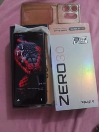 للبيع Infinix ZERO 30 جهاز نظيف جدآ وسريع، شاشة AMOLED 144Hz، كاميرا م...