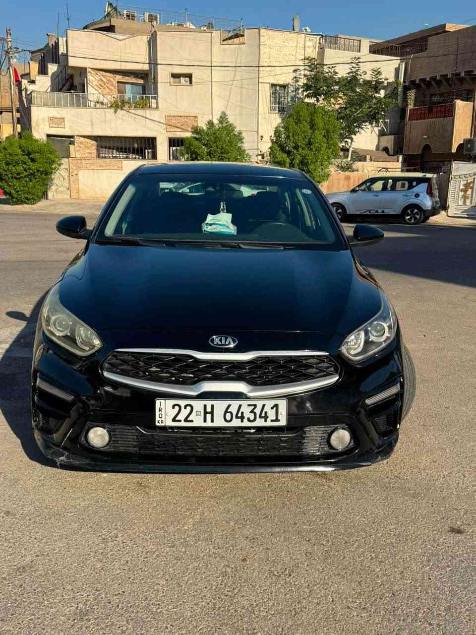 السلام عليكم 
كيا فورتي موديل 2019 حادثه جاملغ وباب ماشيه ٧٨ كير at
بدون دواخل حادثه شك ومعمره بدون تبديل 
محرك دوش 2000
مواصفات  رادار امامي تحديد مسار شاشة اعطال ٣نضام قياده
سعر ١١٨
مكان السيارة بغداد / حي القاهرة 
*********** الفلوجة, الأنبار
