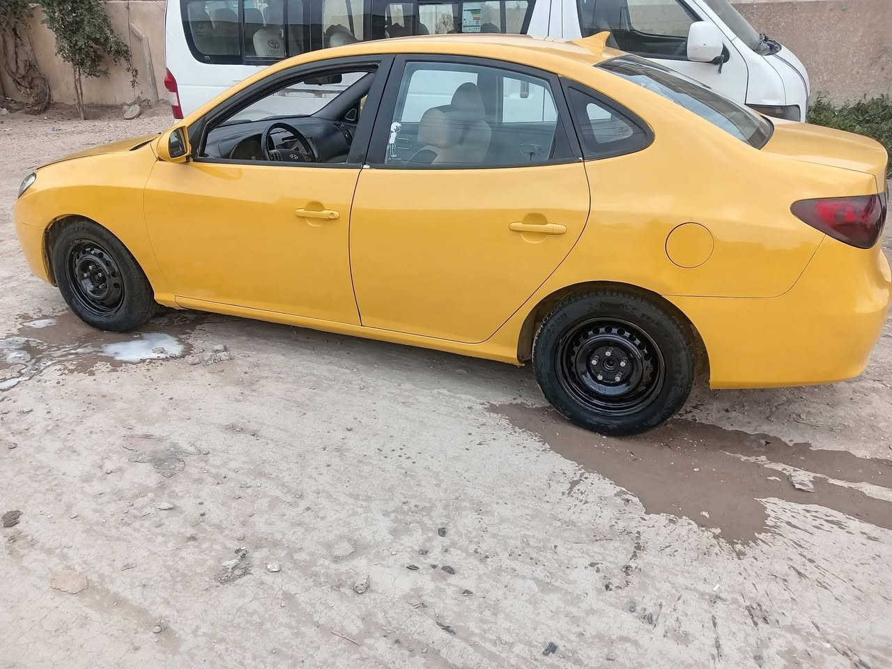 سلام عليكم
الانتر موديل ١٠ رقم انكليزي بسمي مصفره هيئة وغرامة
مكينه وكير وحداديه خير من الله وعل شرط
حادثه جاملغ امامي
مكينه ٢٠٠٠ دوش
تبريد
منضومه غاز ٦٠
تخم تاير جديد
السعر ٩٠ وبيه مجال
مكاني حله
***********
