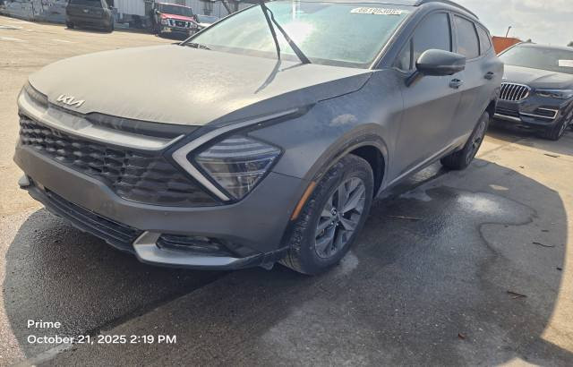 السلام عليكم...عساكم بخير جميعاً سبورتج SX برستيج اعله فئه هايبرد موديل 2025 لون طافي مميز بدون ايرباك بدون صبغ بيه بارد باب و جاملغ مثل ما موضح حادثه....السياره حالياً بلاردن سبوع و تدخل بغداد...سعره واصل بغداد بأسم المشتري ب 225 ورقه بدون تصليح...و ويه التصليح 235 ورقه للإستفسار *********** مكاني المنصور
