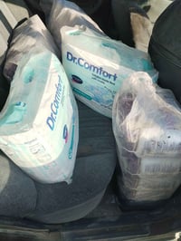 بفضل الله وفضلكم تجهيز الوجبه الشهريه من حفاضات الأطفال وكبار السن للع...