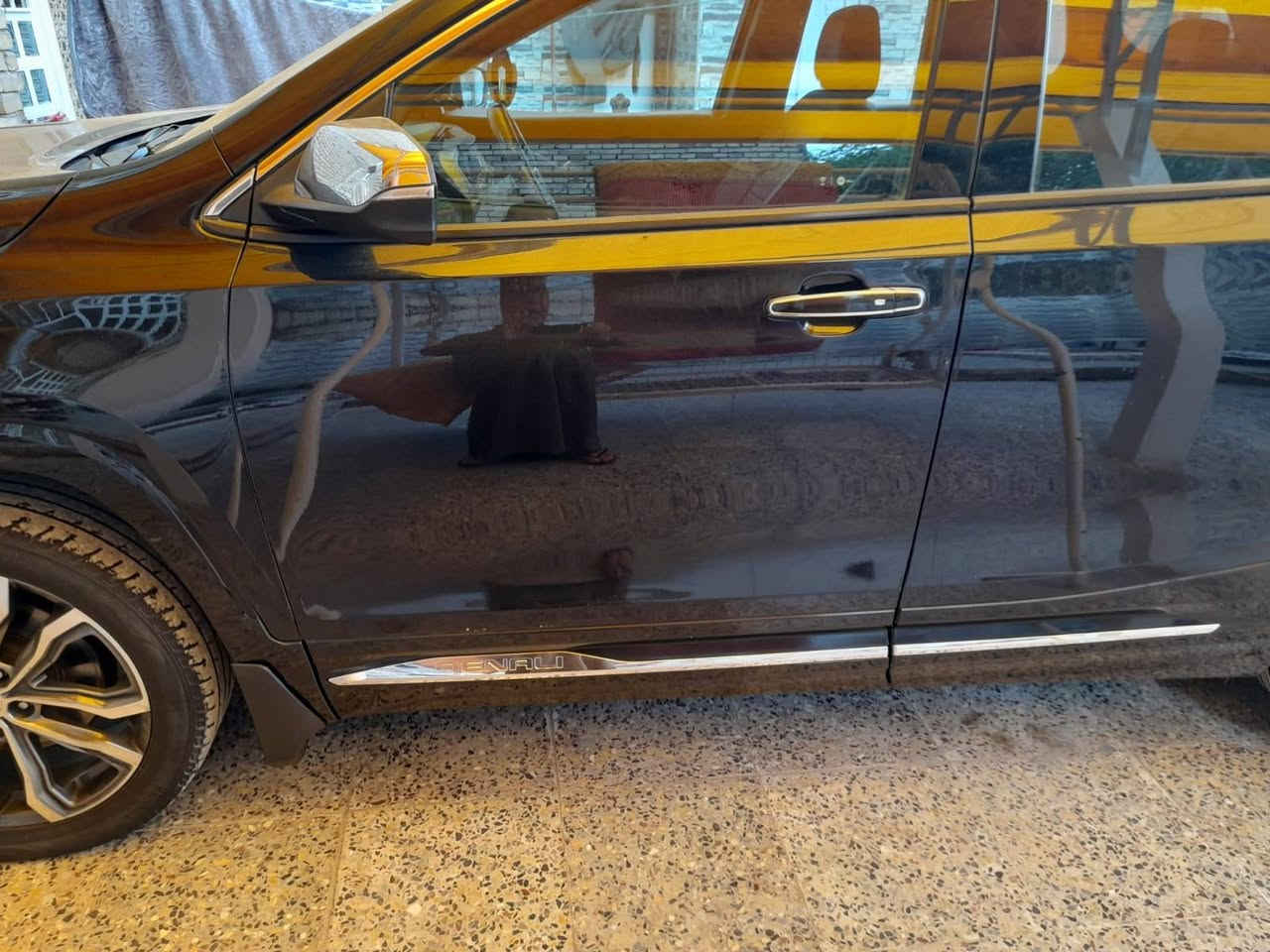 السلام عليكم ورحمة الله وبركاته 
للبيع او المراوس بفرق لان محتاج الفرق سياره نوع تيران موديل٢٠١٨
فئه دنلي 
السياره فول مواصفات للأخير 
مواصفاتها 
تحكم استيرن جهتين 
كامرات ٣٦٠ من كل الجهات 
كروز سرعه 
رادارات 
شاشه جبيره 
كشنات جلد 
تدفئه تبريد بل كشن 
لايت زنون 
لد امامي خلفي 
جنطه كهرباء 
ويل كب كروم 
كشنات كهرباء 
السياره خمس بصمات 
حادثها موضح بل صور 
بجم كبس 
أيرباكات سليمه
سايد بريك بصمه 
خمس وضعيات قياده  
تبريد ثلج 
محرك ٢٠٠٠  تيربو 
رقم بغداد دولي
اني مكلف بل نشر 
مكان السياره كربلاء 
الاتصال ***********
و  ***********

السعر ١٨٠ وكلشي  موجود بالسوك
