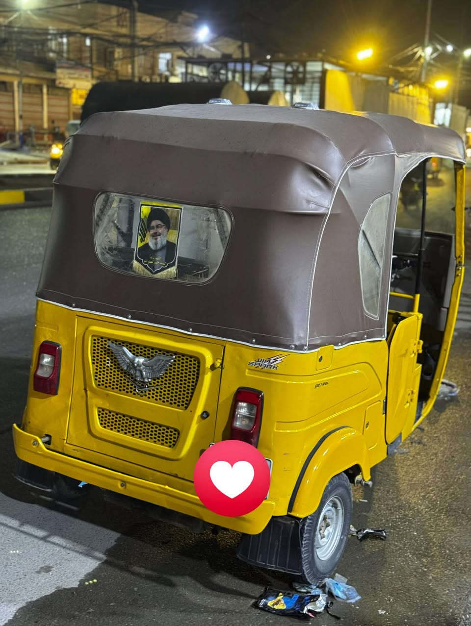 السلام عليكم تكتك موديل 21. شهر التاسع رقم وسنوية بغداد بأسمي. مجفتة تجفيت شركة  تكتك نضيفة واحلى من الصور بيها ضربة على البارد يم البك لايت اليسرة مبين بالصورة. سعرها 7500 وبيها مجال مامتواجد على الماسنجر
***********. متواجد واتساب
