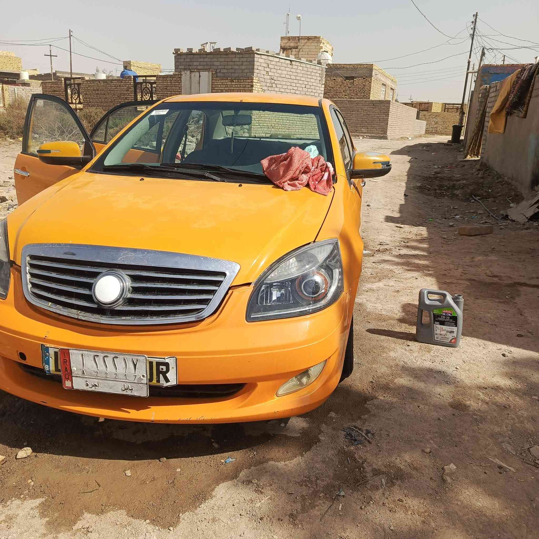 بسم الله الرحمن الرحيم/سياره للبيع 2013 مكينه ما مفتوح سياره نعمه تبريد تخم تواير حداه كلها جديد سنويه صالحه سته اشهر ساقطه مصفره الغرامات ما عليها سياره مصبوغ حزام جيتين مكاني ناصريه فود رقمها بابل الشراي خليه يتصل ويشلع عيوني ب43 بيها مجال حق الجيه وانا خادم ***********
