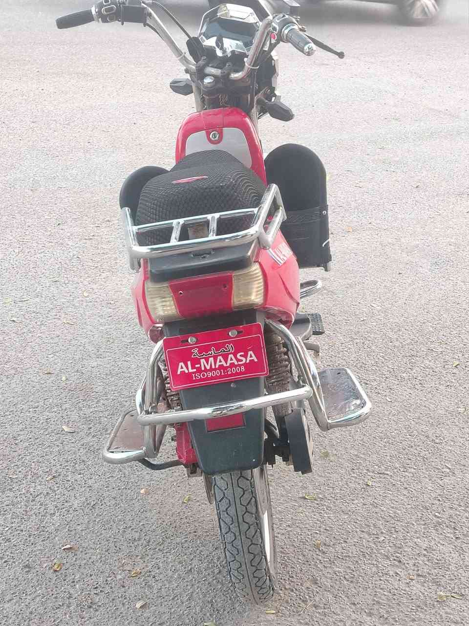 370الف
دراجه شحن هارلي شركه الماسه
كهربائيات كلها شغاله
البطاريات فول🔋 عل فحص مابيها نفخه فقط وحده تقره ٨ ونص بس تمشيك مسافات
مكاني الرمادي الزراعه
اتصال ***********
