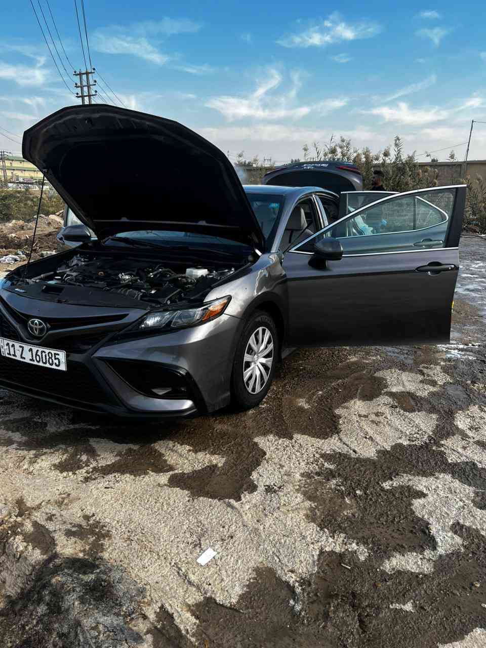 سلام عليكم كامري هايبرد 2024حادثهة جاملق وبنيد بدون دواخل السيارة جاهزة من كلشي مواصفاتها بصمة كشن كهرباء أو جلد رادار امامي وخلفي تحديد مسار سياقة ذاتية هواي بيهة  سعرهة 185 رقمي ***********
