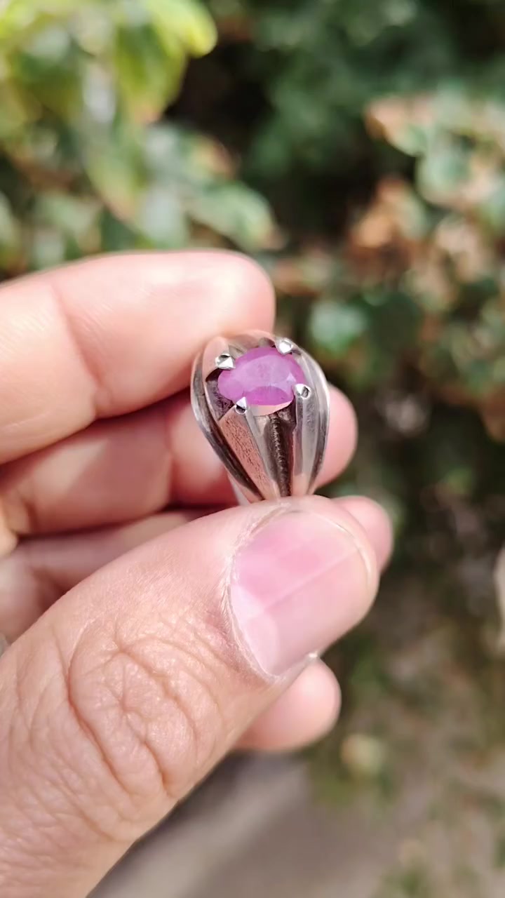 ياقوت أفريقيا نواعم صياغة يدوي ثقيل ألمهتم يتفضل خاص ويدلل،


**إذا كنت صاحب هذا الإعلان وتريد حذفه لأي سبب، رجاءا أرسل رسالة إلى الدعم الفني**