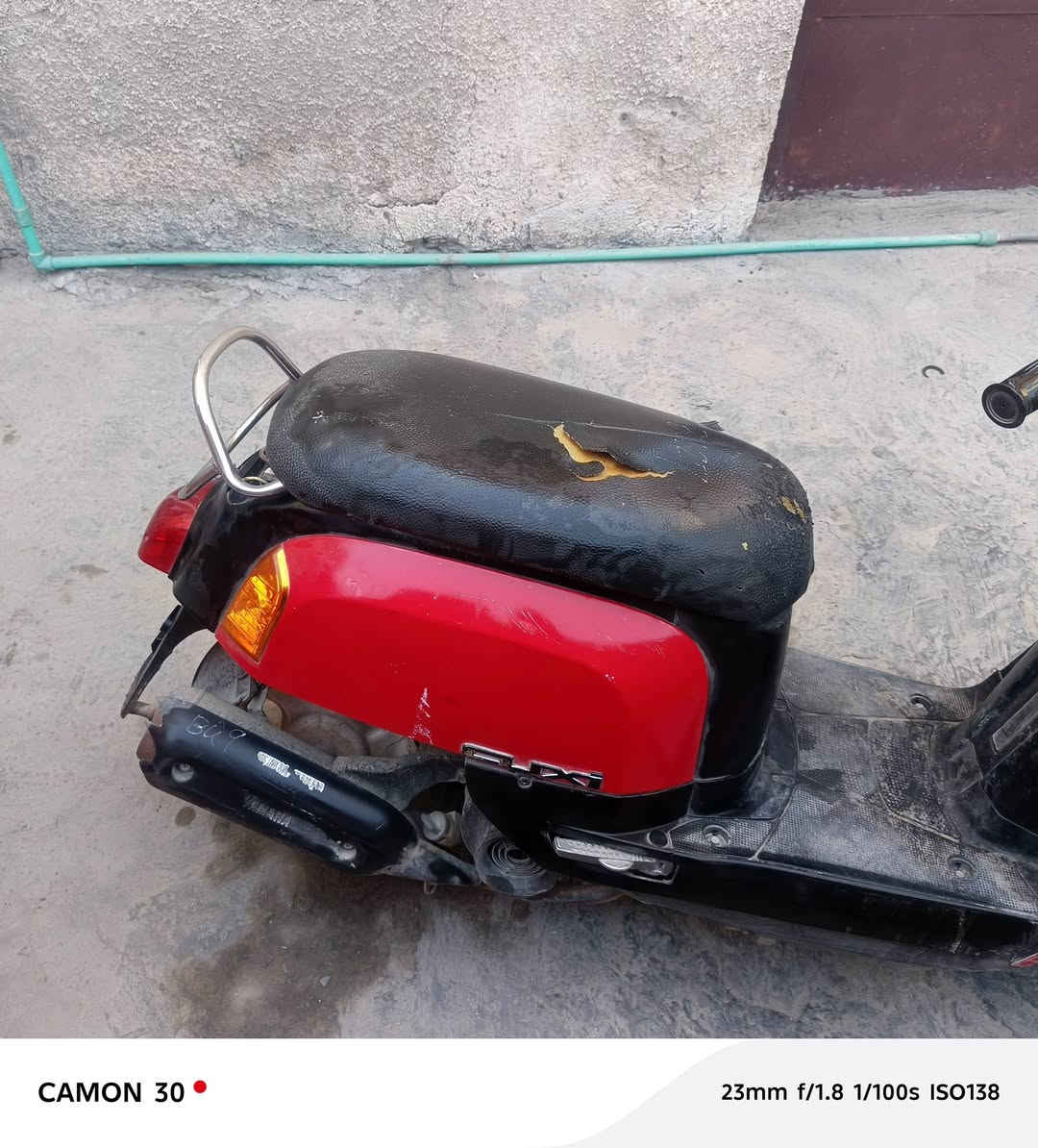 السلام عليكم درجه بوليس للبيع  بس الدرجة يرادله تجفيت بس  السعر ٤٠٠الف بيه مجال قليل العنوان دوره ابودشير ***********
