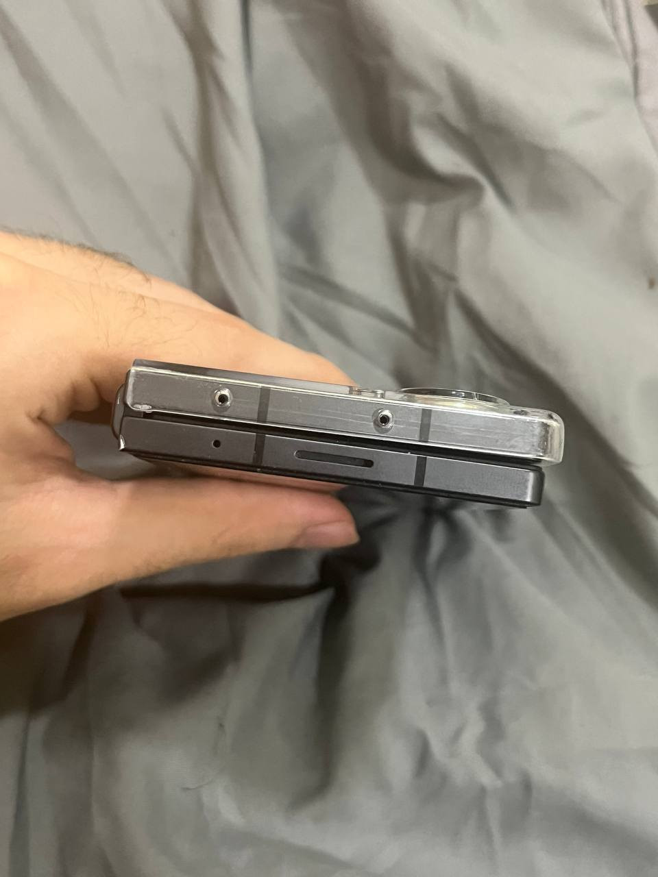 السلام عليكم
Zfold 6 256
نسخة موقع سامسونك كاربون فايبر
شرق دبل سيم
بدون ملحقات
نظافة كماموضح بالصور
سعر ٨٠٠


**إذا كنت صاحب هذا الإعلان وتريد حذفه لأي سبب، رجاءا أرسل رسالة إلى الدعم الفني**