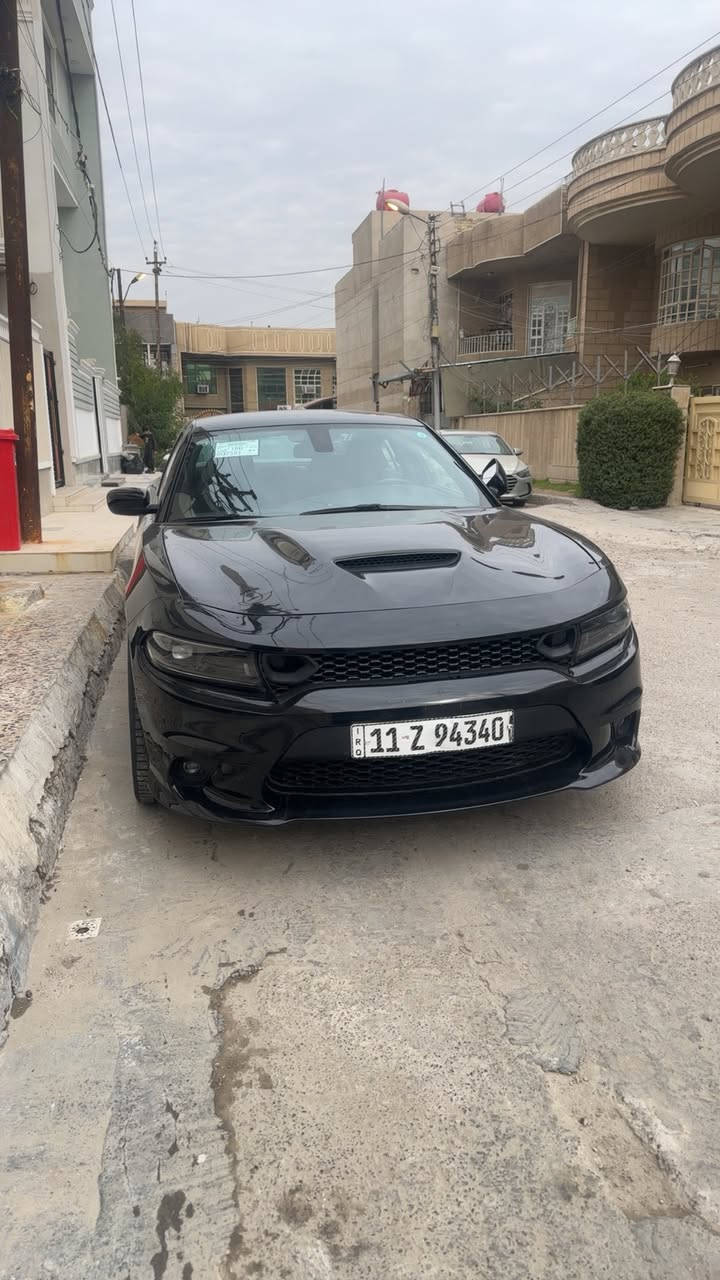 سلام عليكم جارجر للبيع موديل2023 GTماشية 38حادثها بنيد مصبوغ الباقي كفالة خصرة بالشاصي السعر 235العنوان بغداد البنوك لاتصال ***********
