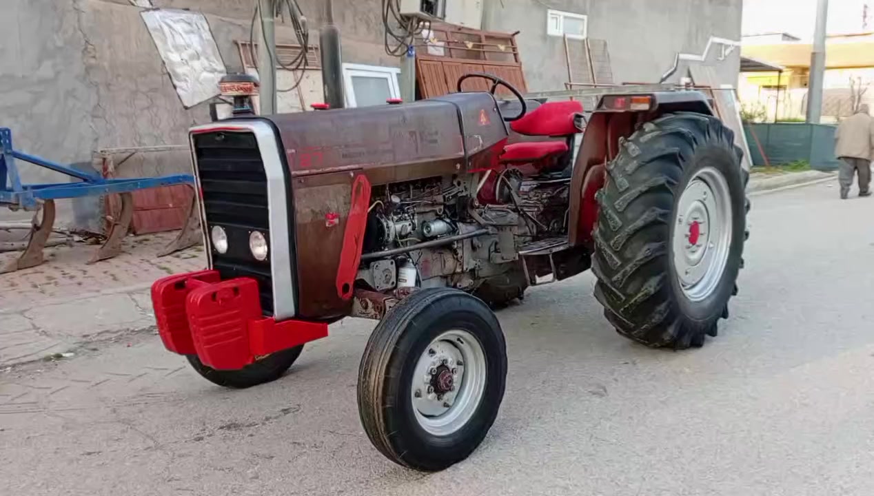 بۆ فرۆشتن 275ئنگلیزی پاوەرە کتابی شەریکەی لەگەلە پیشی داگیراوە گریس کراوە بەس یەک سایەقی ئەوی***********❤❤***********
