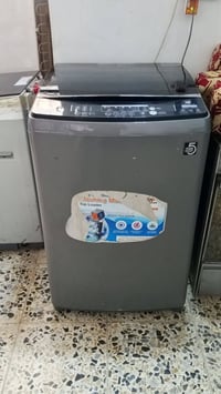 اثاث • مستعمل • نظيف