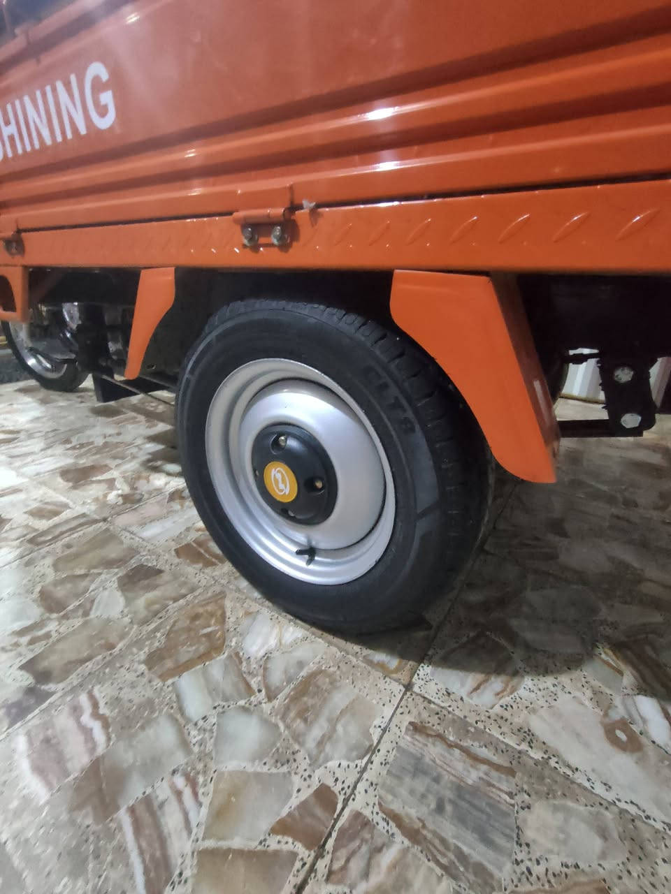 سلام عليكم ستوتة 2024طالعة ب2025بدون كمرك ***********
