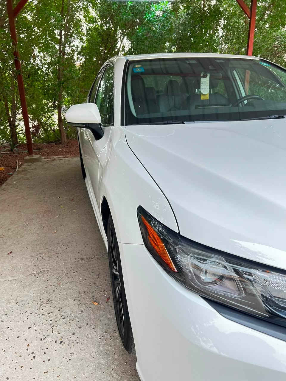 🚘 للبيع | تويوتا كامري SE موديل 2024 | وارد أمريكي 🇺🇸
فرصة مميزة لامتلاك كامري SE بحالة ممتازة، تجمع بين الاعتمادية، الأداء الرياضي، والاقتصاد في استهلاك الوقود.
🔹 المواصفات:�✅ موديل: 2024�✅ الفئة: SE�✅ وارد أمريكي�✅ العداد: 46,000 كم�✅ محرك 2.5 لتر (4 سلندر) اقتصادي وعملّي�✅ ناقل حركة أوتوماتيك 8 سرعات�✅ دفع أمامي (FWD)�✅ جنوط رياضية قياس 18 إنش�✅ شاشة لمس 8 إنش�✅ Apple CarPlay وAndroid Auto�✅ كاميرا خلفية�✅ مثبت سرعة�✅ أنظمة أمان Toyota Safety Sense�✅ تكييف ممتاز�✅ إنارة LED أمامية وخلفية�✅ مقاعد رياضية بتنجيد قماش مع لمسات جلد
🔹 ملاحظات مهمة:�✅ الحادث في أمريكا كان في الباب الأيمن وتم استبداله.�✅ في العراق تم صبغ بارد قليل  بسبب طخه بسيطة في الجاملغ الخلفي الأيسر.
📍 الموقع: الأنبار - الفلوجة�💰 السعر: 23,000 دولار�📞 للتواصل: ***********
السيارة بحالة ممتازة وجاهزة للاستخدام، والفحص مسموح في أي مركز يختاره المشتري.
