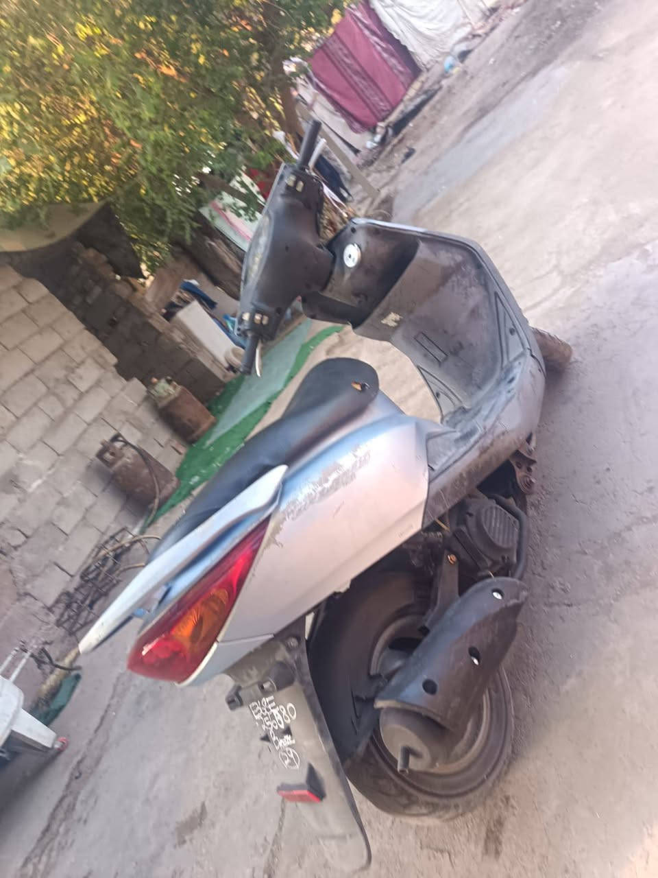 السلام عليكم بريز لايت عالي البيع كلهه بلادي سلف هندر كله بلادي محرك بلادي برغي مامفتوح بي السعر650العنوان بغدادالكريعات ***********
