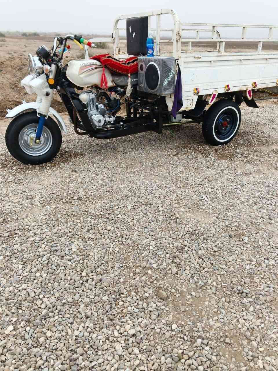 سلام عليكم ستوته دايون للبيع كفال عامه موديل 19اوراق اصولي وكيل معرض محرك كارتون تواير جدد السعر 1800وبيه مجال مكان ناصريه القريه العصريه***********ملاحضه مكلف بنشر
