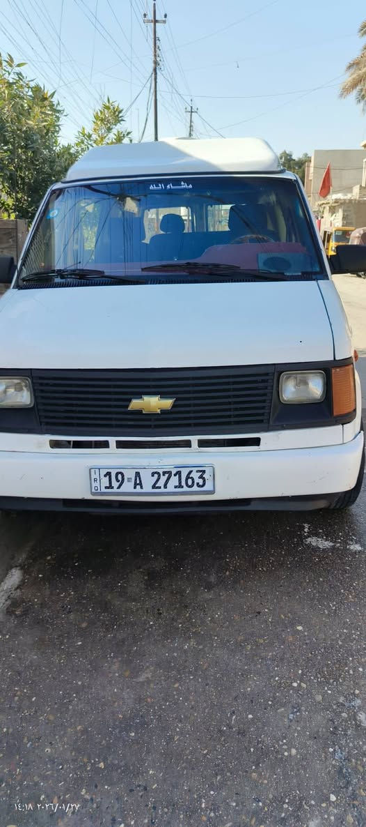 سياره فإن أسترو ٩٢ سياره جاهزه كير ومكينه بلاد صدر أمامي خلفي جديد تخم تاير جديد كهربائية كله شغاله رقم نكليزي كربلاء بسمي هزه جديده مكاني بغداد الزعفرانة هاتف ***********  السعر ٥٥ $
