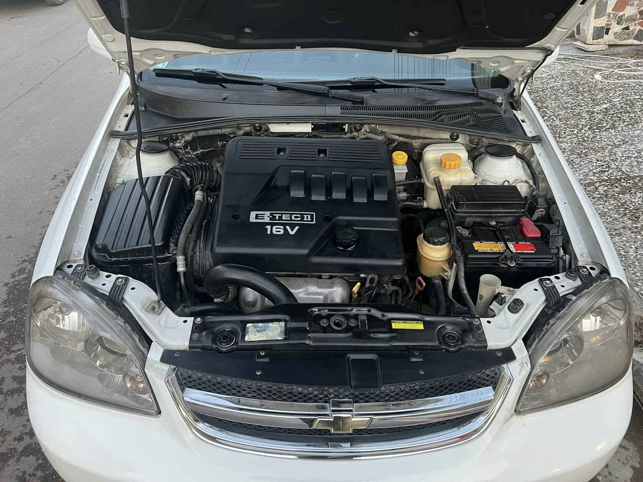 سلام عليكم 
اوبترا 2010 جديدة خير من الله
محرك گير تبريد كله بشرط الفحص
تبديل صدر جديد
إدامة للمحرك نظيف داخل وخارج(بلك،نوزل،ثلاجة،غرفة،احراق) عند الشركة يعني ما تفكر تفتح بنيد 
شاشه تاب كاميرا و حساسات خلفي
داش كاميرا خلفي امامي داخلي
دواخل كله جديد مدوشمه جديد ارضية مغلفة جلد
كهربائيات سياره كله شغال و بلادي
بيه فقط ضربه بسيطة خلف بك لايت(تك تك) ضاربته نفس ما موضح بالسونار
مكان سياره بغداد
رقم سليمانية تحويل سنوية
خابرني وتدلل ***********
سعره 88 ورقة بيه مجال بسيط حك الجية
اسف على الاطالة بس لازم احجي تفاصيل السيارة حتى ما أتعبك و تعبني🤫
