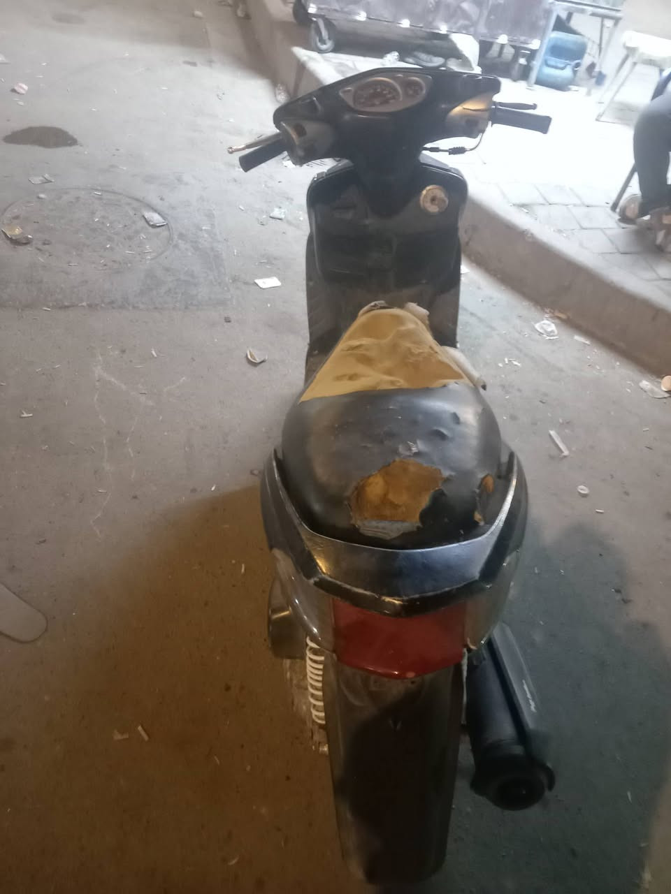 للبيع سكنس نثيه 140 يرادله ترتيب شغاله هندر
سعر 225 مكان بغداد حي النصر ***********
