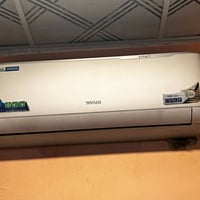 سبلت • طن ونص • نظيف