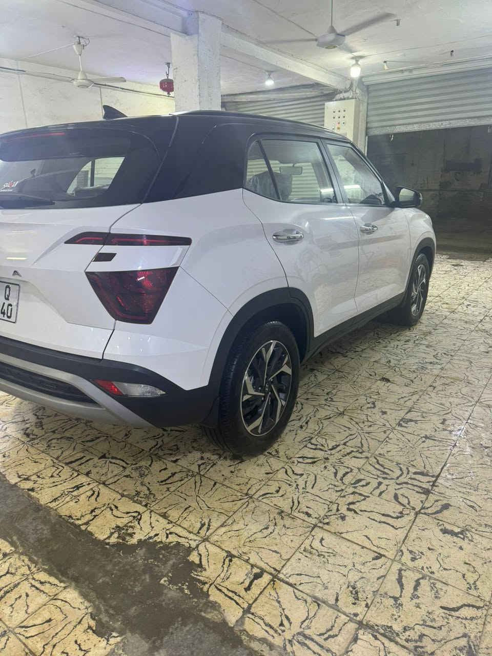 سلام عليكم للبيع هوندا كريتا , 2025 ماشيه 12 مكفوله من بارد او صبغ بانوراما مكان السياره بغداد السعر 26 مليون وبيها مجال رقم التليفون***********
